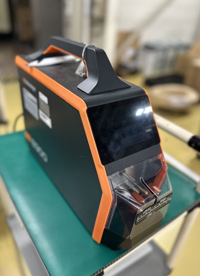 Benchtop wire stripping machine